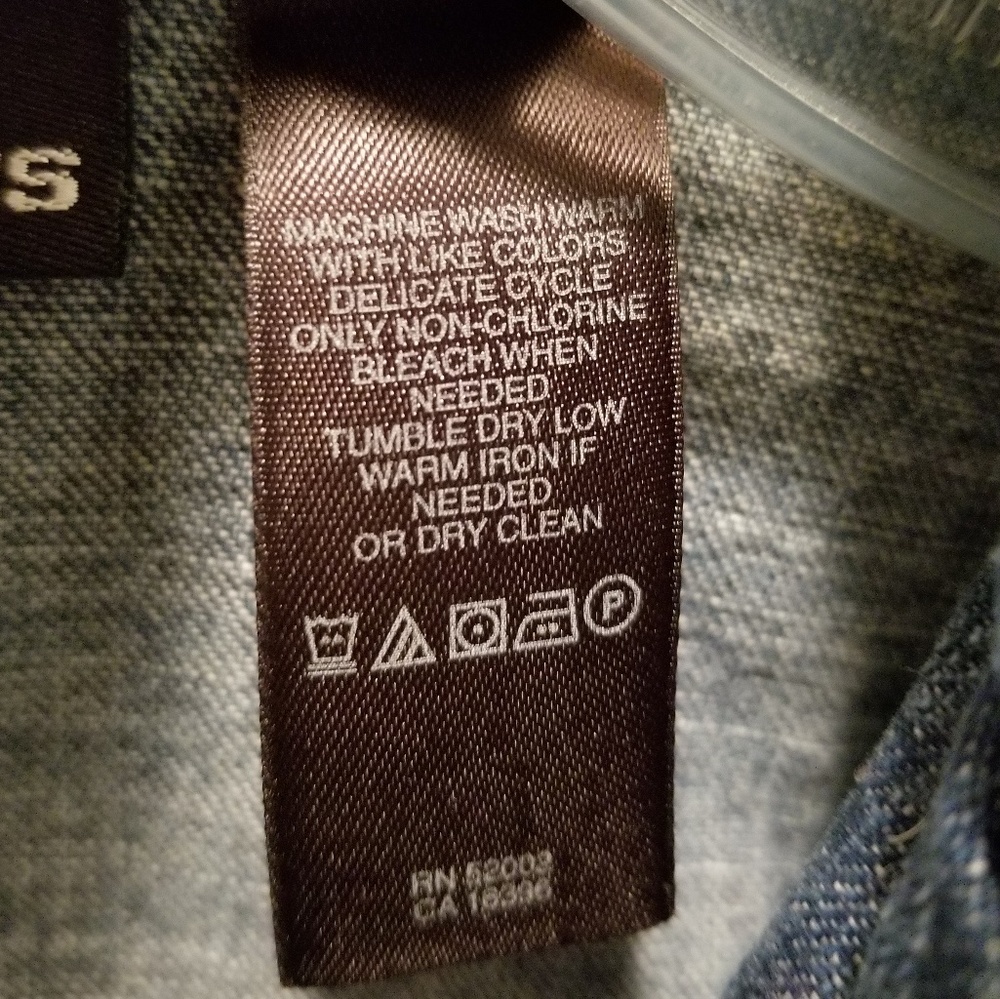 DKNY Jeans Medium Wash Jean Jacket - Picture 5 of 5